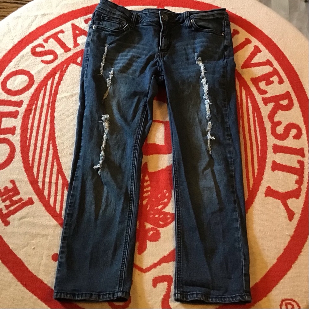 Soundgirl distressed skinny Capri length jean